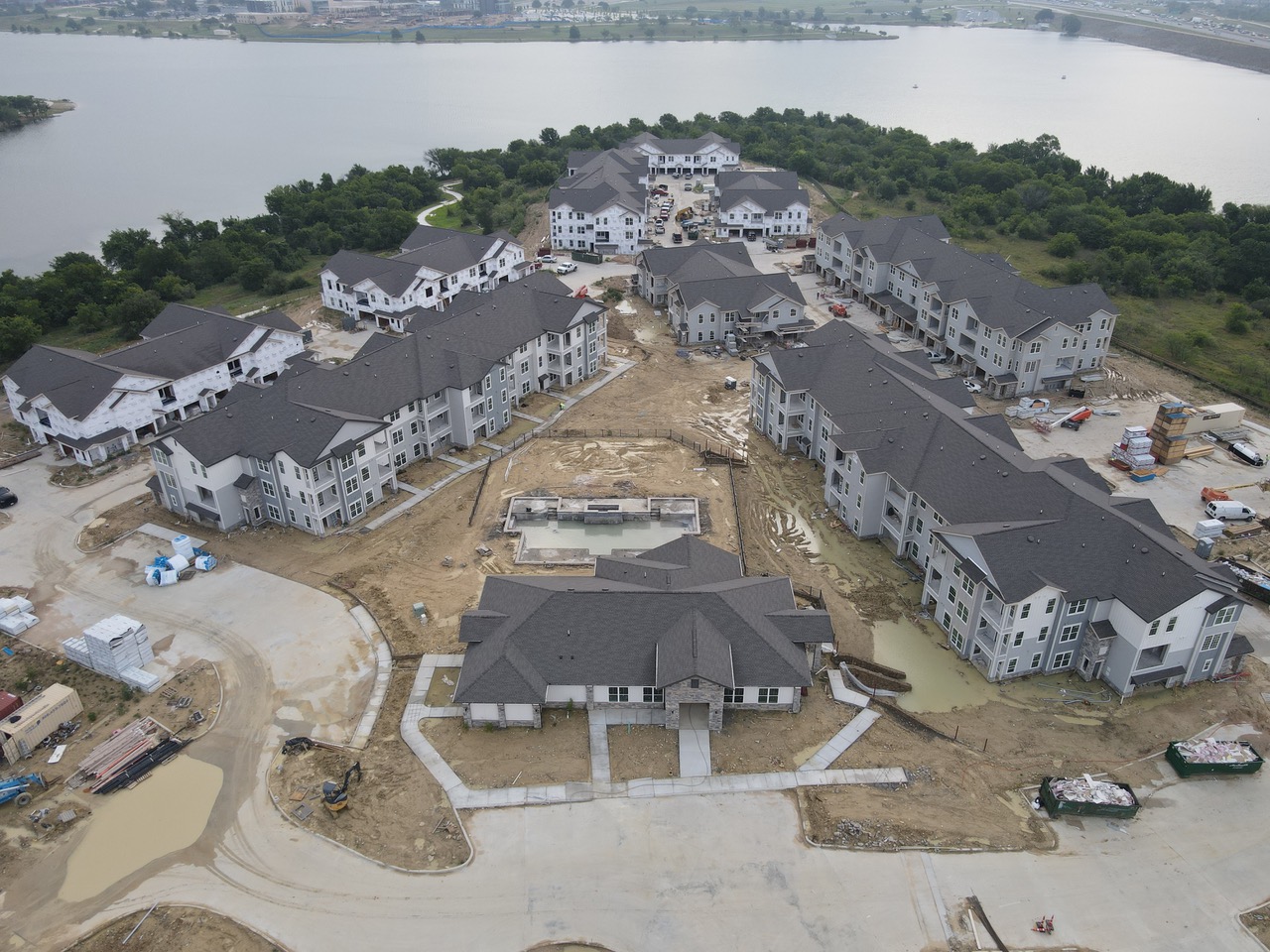 Mansions at Marine Creek - Valcon Consulting